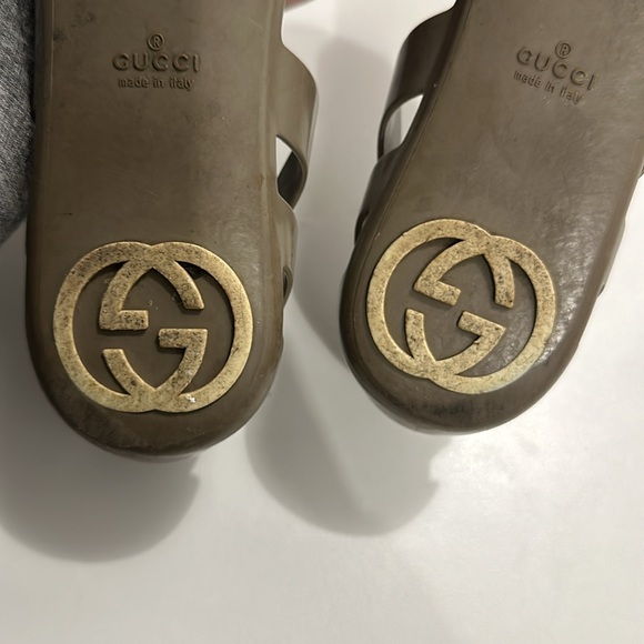 GUCCI. Dark beige flats w/ open toe 100% authentic size 7.5 - Picture 5 of 5